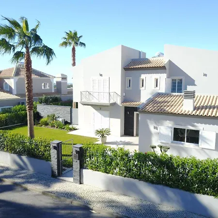 Ananda Villa